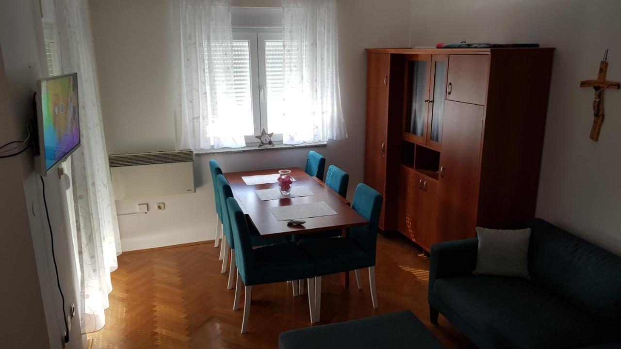 Apartman Krstanovic ماكارسكا المظهر الخارجي الصورة