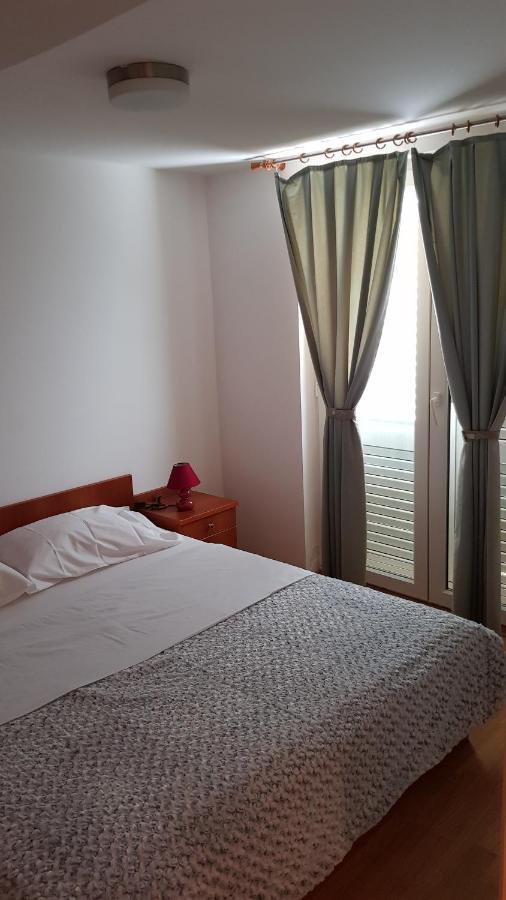 Apartman Krstanovic ماكارسكا المظهر الخارجي الصورة